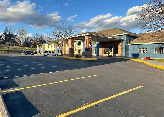 Americinn By Wyndham Reedsburg