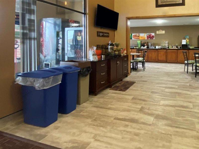 Hotel Americinn By Wyndham 4*