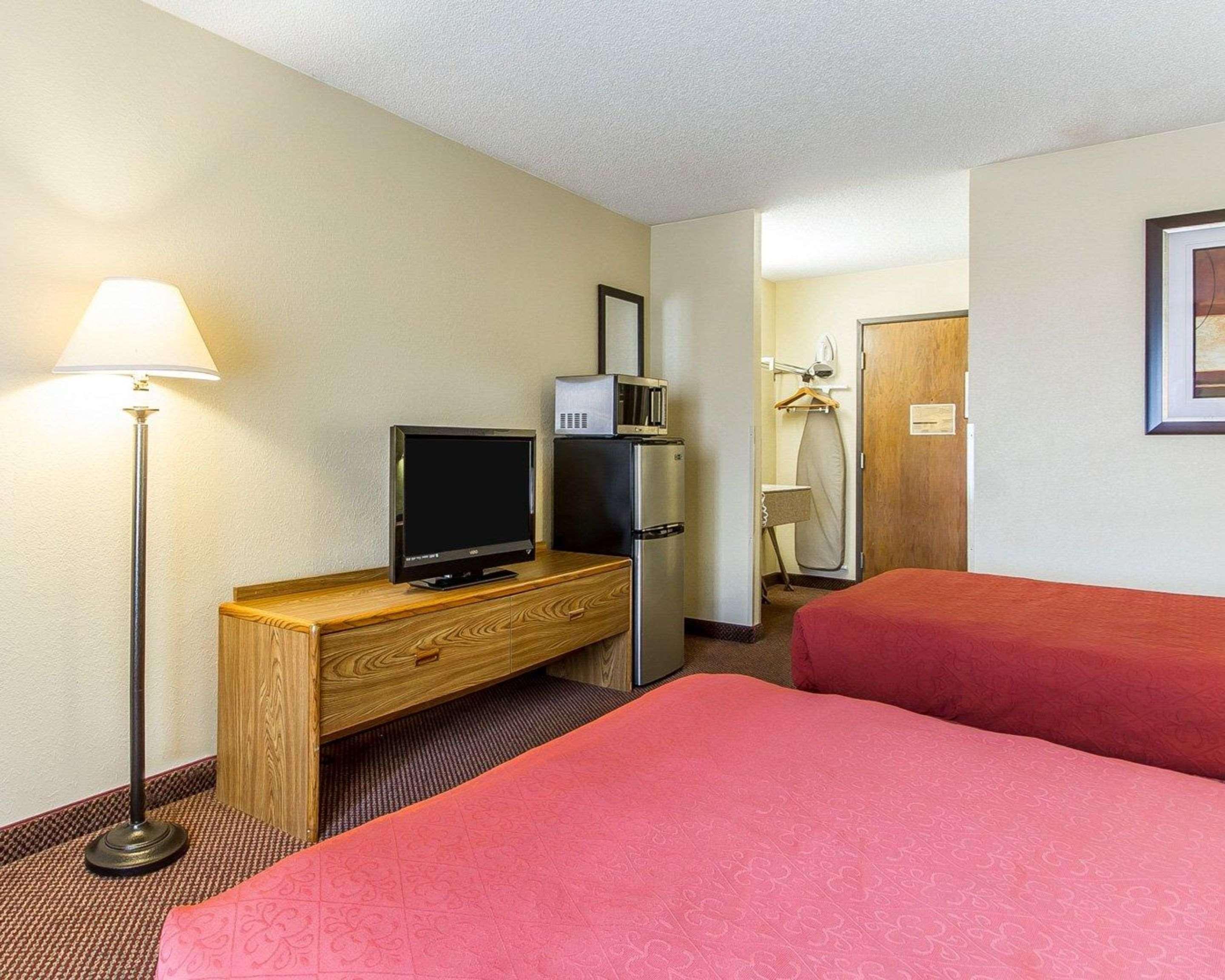 Americinn By Wyndham Reedsburg