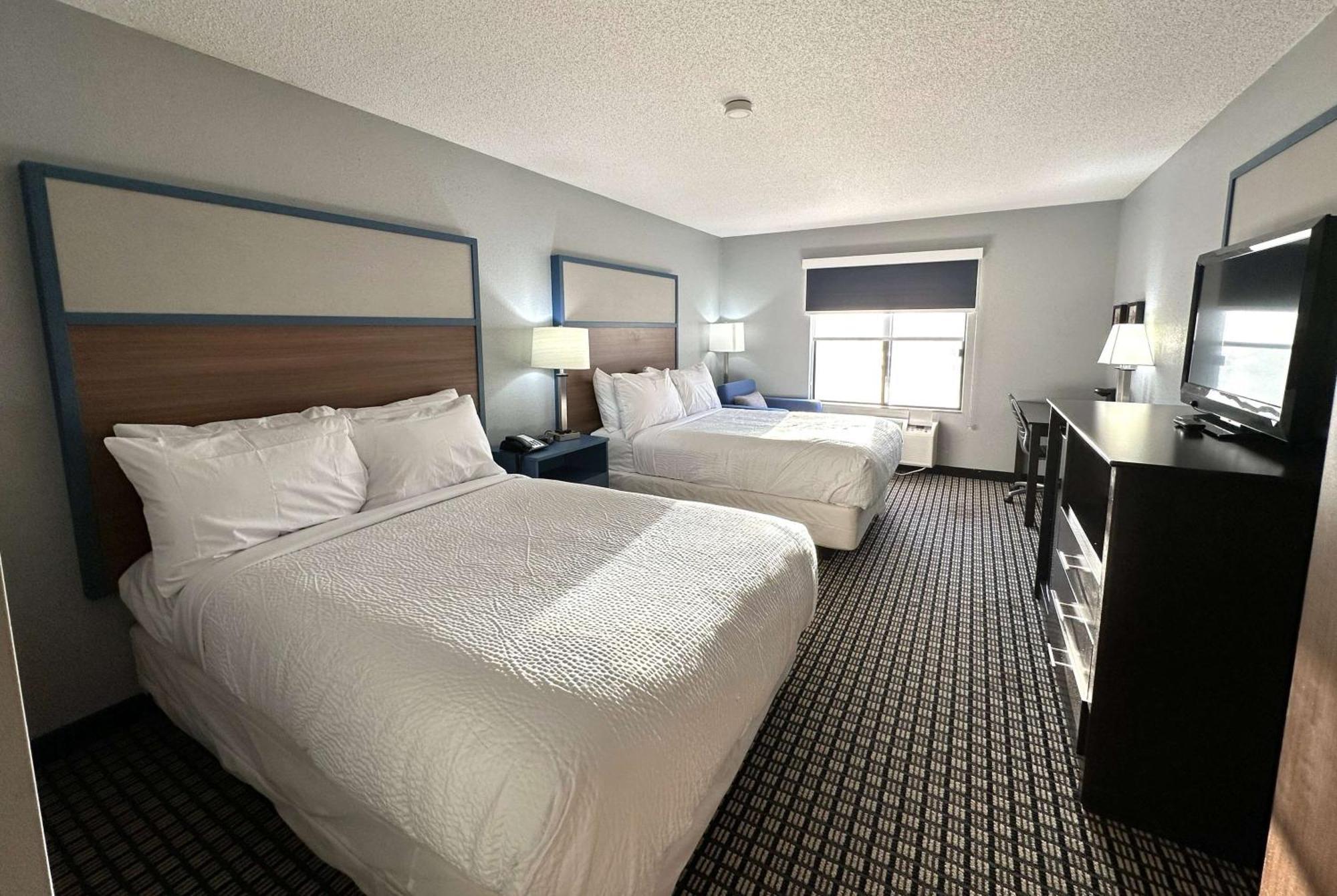 Hotel Americinn By Wyndham Reedsburg